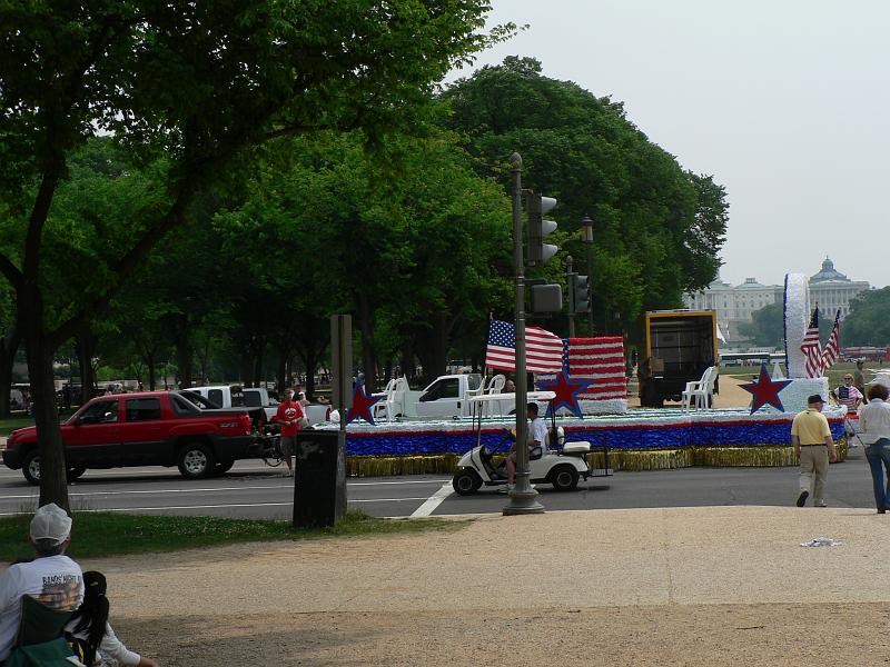 P1180622.JPG - В ожидании демонстрации на Memorial Day