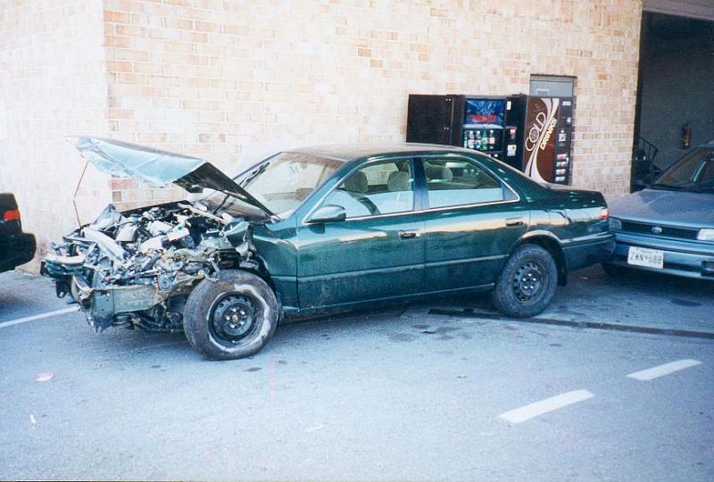 CrashCamry2.jpg