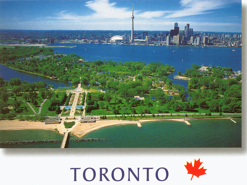 Toronto -- view over islands.png