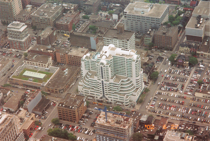 09. View from CN tower skypod -- downtown.png