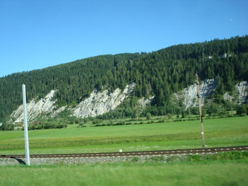 DSC02009.JPG -                                